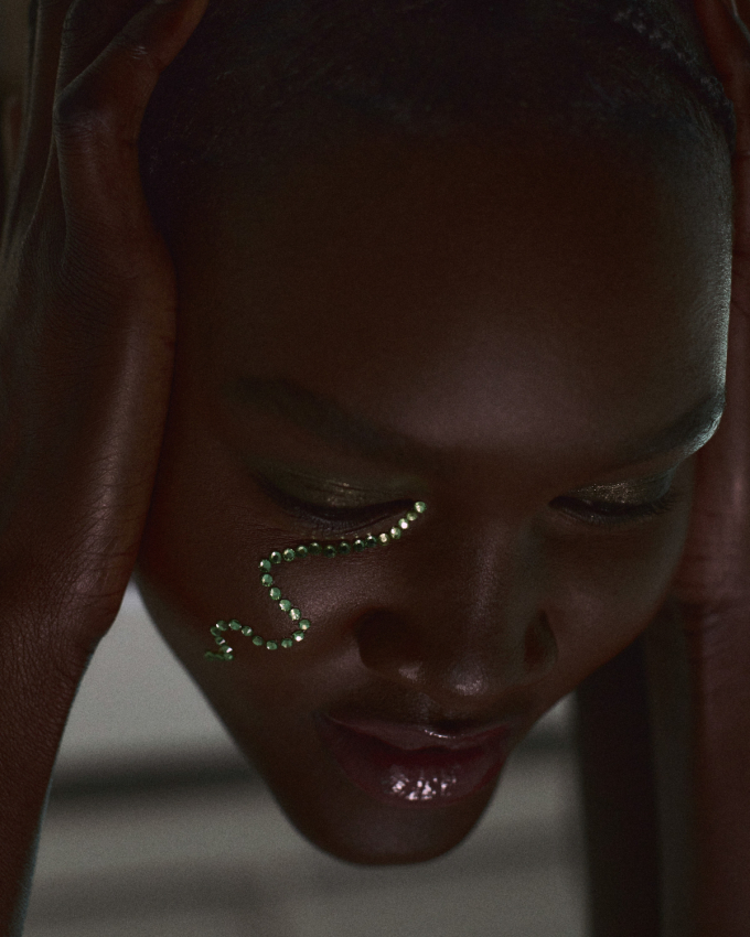 WENDY RORONG - PORTFOLIO - BEAUTY